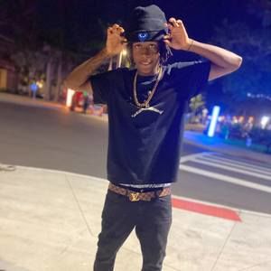 Meet your Posher, Zoe